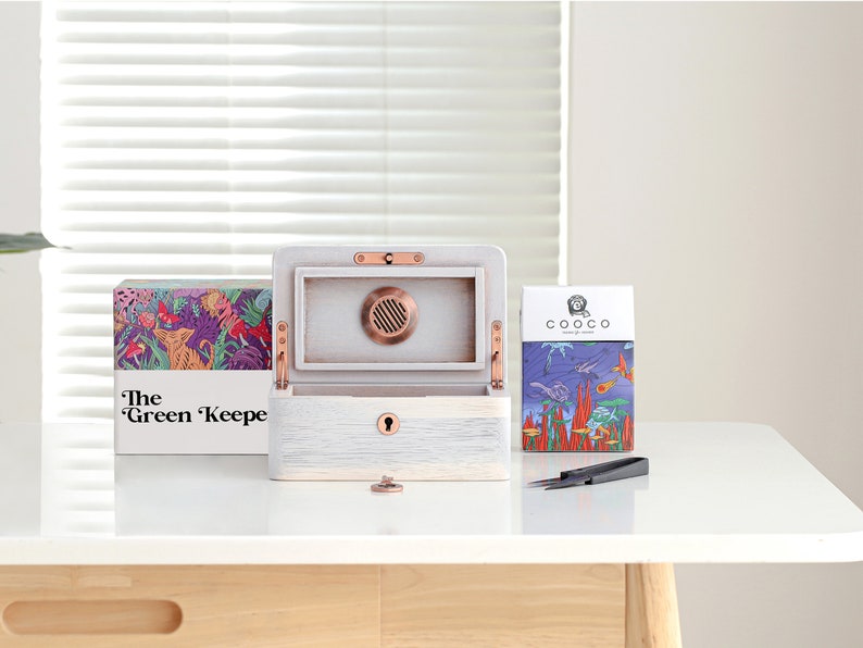 Green Keeper Mini Stash Box / Premium Walnut